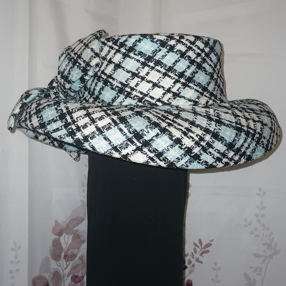 Fashion Hat - Picture 4 of 7